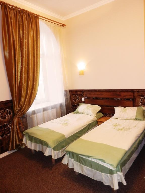 Guest House De Rishelye Одеса Екстериор снимка