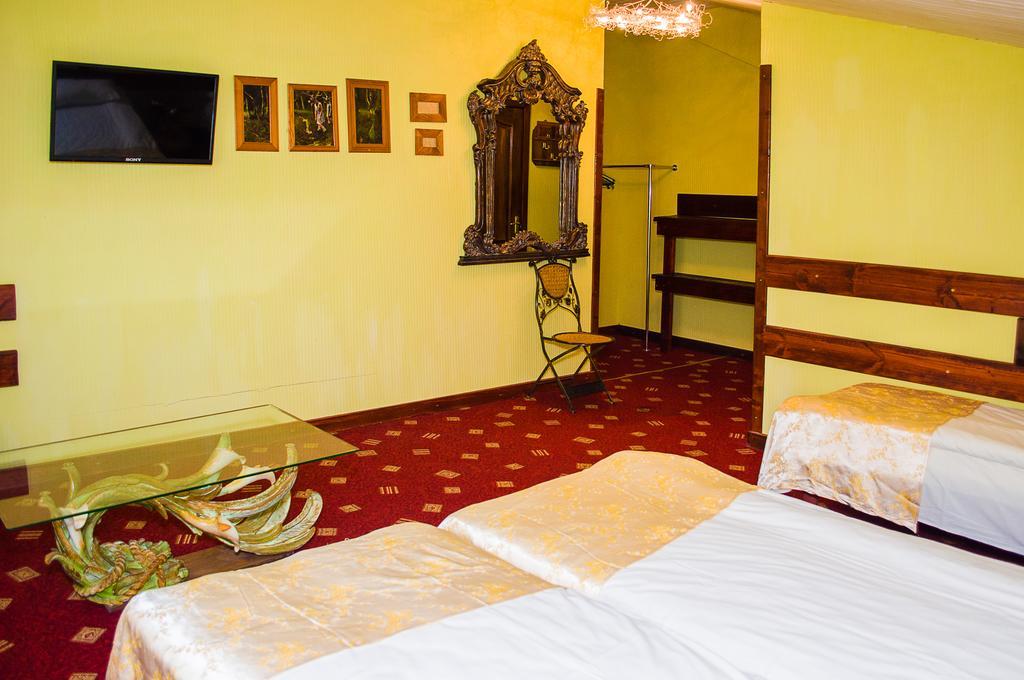 Guest House De Rishelye Одеса Екстериор снимка